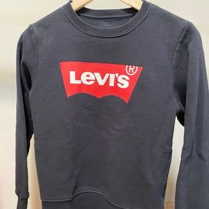 Boys Levi’s  crew neck
